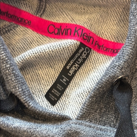 NWT Calvin Klein Gray Sweatshirt - Picture 2 of 3